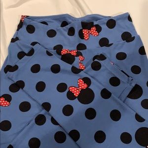 Lularoe Disney leggings